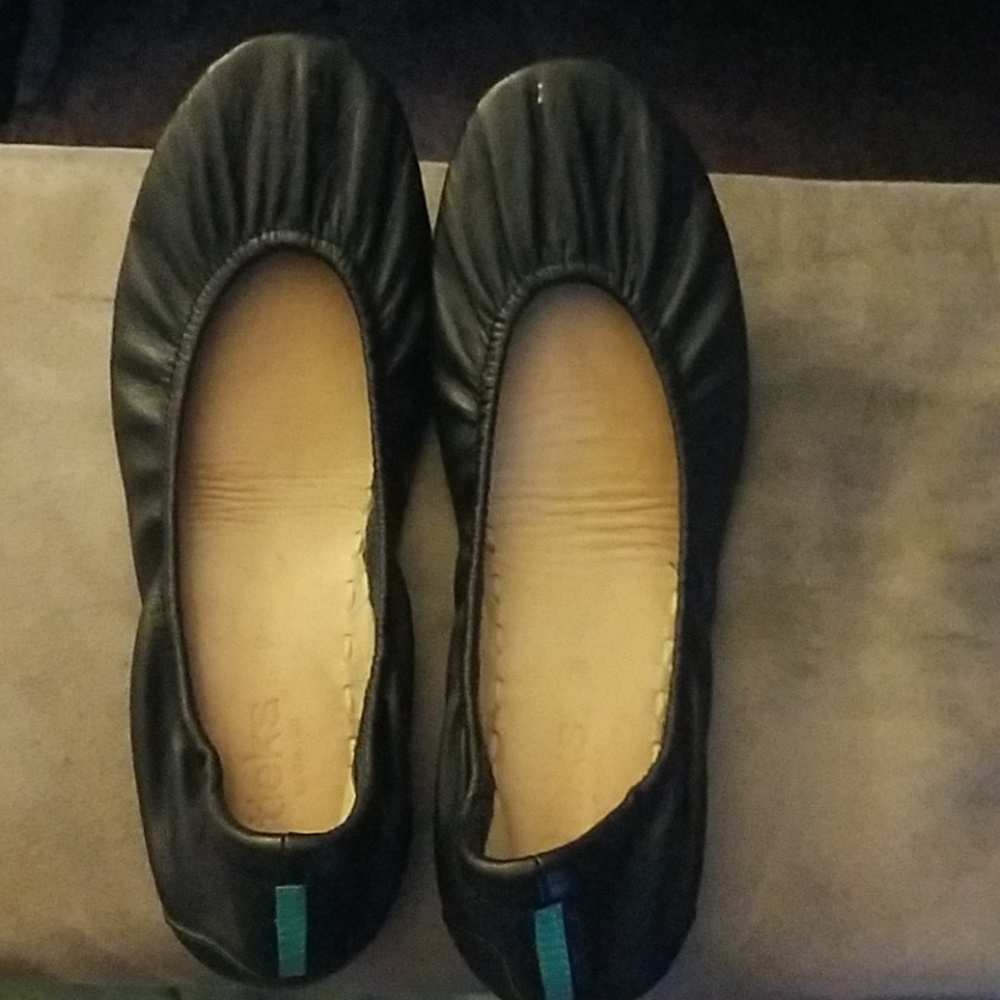 Tieks matte black ballet flat size 8